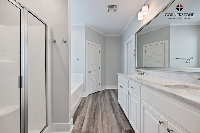 Photo - 4 Bedroom in a Gated Community