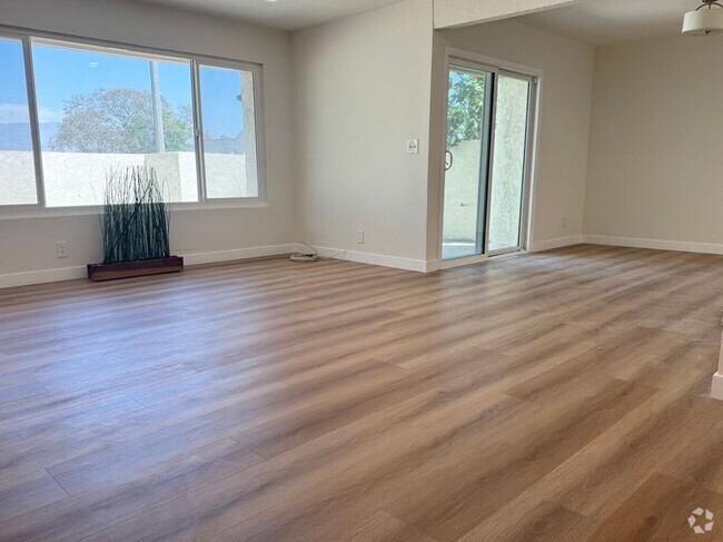Building Photo - 110 Casuda Canyon Dr Rental