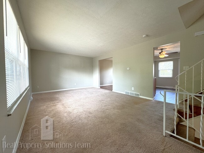 Photo - 3044 Easthaven Dr