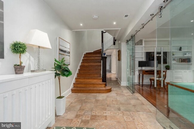 Photo - 2306 California St NW