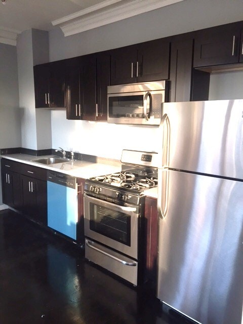 Photo - 5129 S Ingleside Ave Unit 1 Front