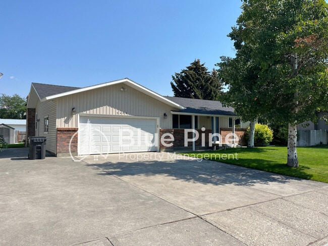 Building Photo - 2409 Briarcliff Ave Rental