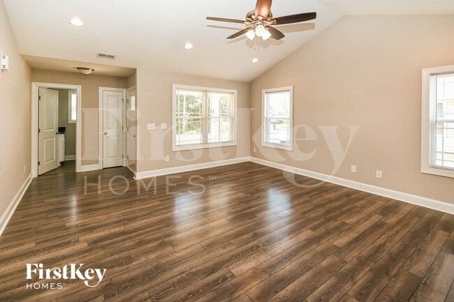 Photo - 119 Cline St