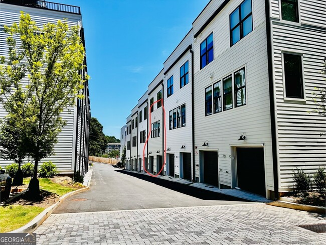 Photo - 727 Eloise Wy