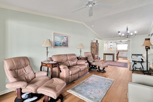 Photo - 830 Lake Orchid Cir Unidad 207