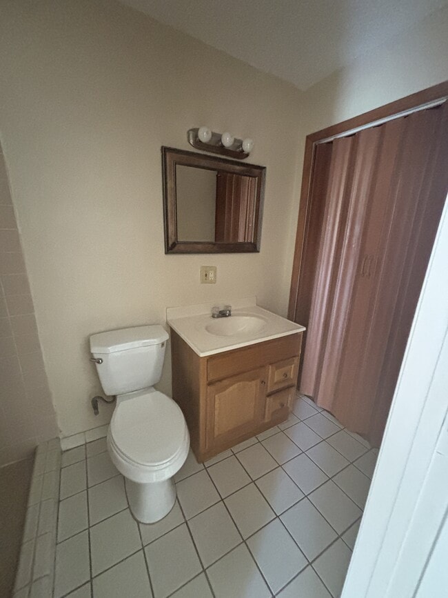 Photo - 1860 Lynncrest Rd