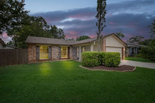 Photo - 9214 Cliffvale Street