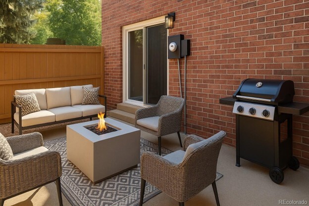 Building Photo - 8055 Wolff St