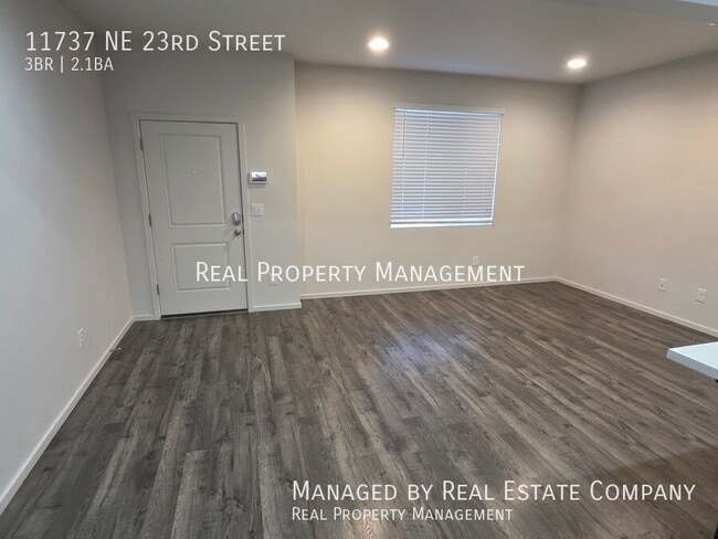 Photo - 11737 NE 23rd St