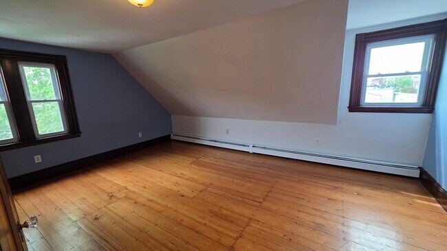 547 Talbot Ave Unit A