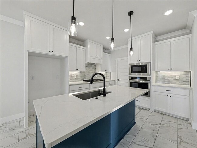 Photo - 6907 SW High Meadow Blvd