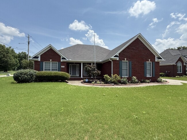 Photo - 238 Pebble Brook Dr House