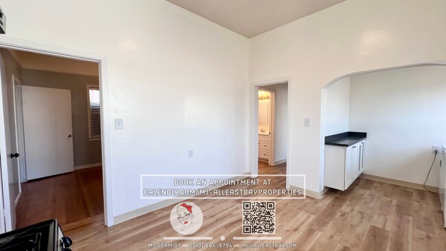 Photo - 1/2 Off first months Rent -4 bedroom 2 bat...