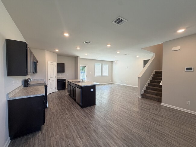 Photo - 18317 Fox Hollow Loop