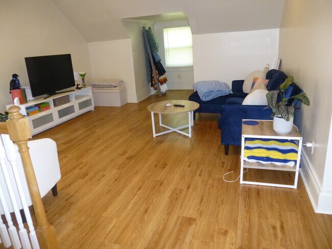 Living Room - 920 Maryland Ave Apartments Unit #2