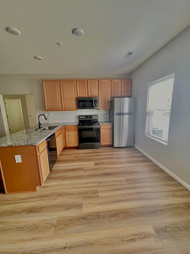 Photo - Villages at Lake Silvercote