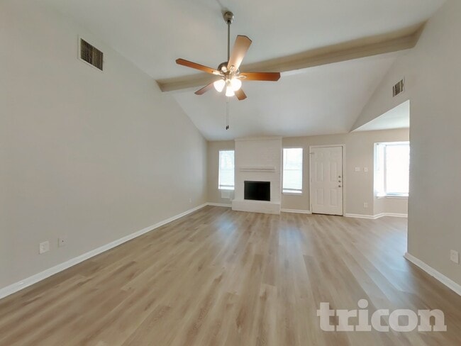 Photo - 3815 Shadow Trail