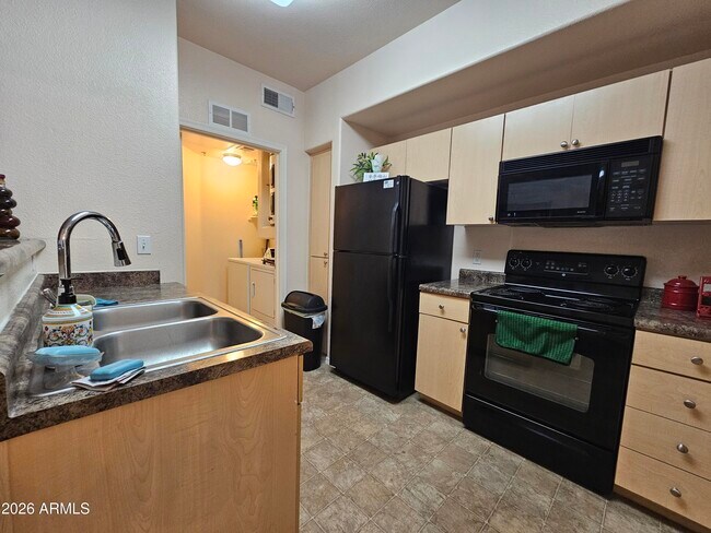 18416 N Cave Creek Rd Unit 2036