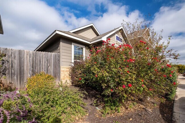 Photo - 4614 Esper Ln