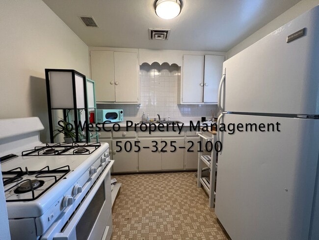 Photo - Three Bedroom Two Bath Home in Central Farmington