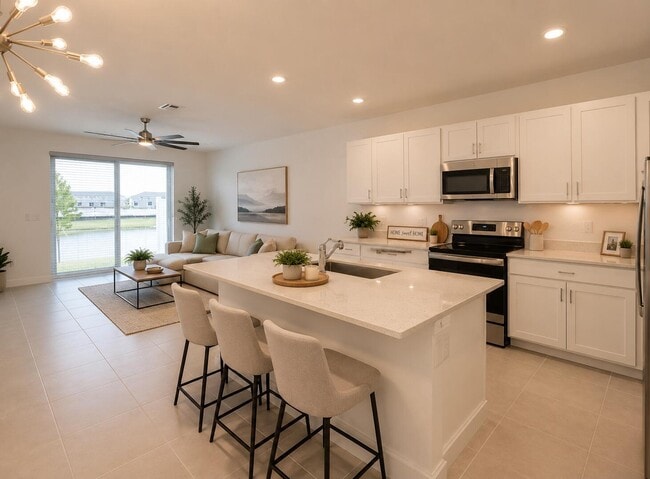 Photo - 206 SE Woodbark St