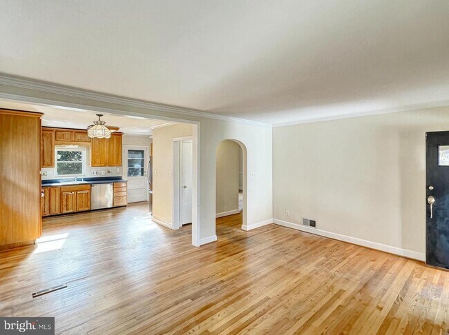 Photo - 607 Lincoln Ave