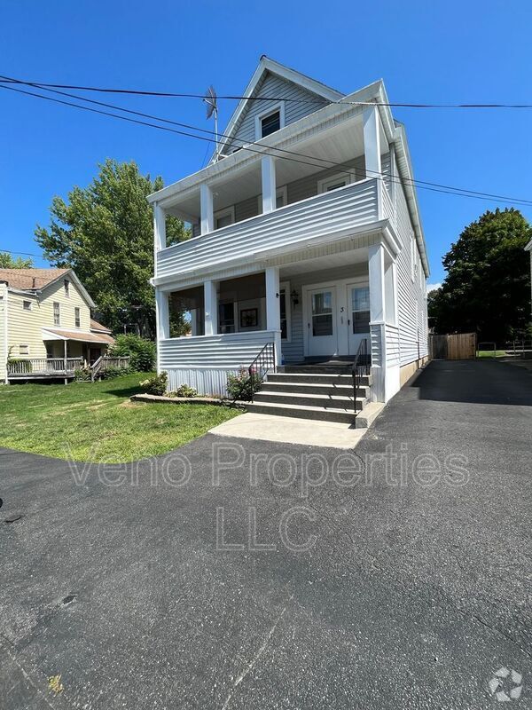 Building Photo - 3 Lansing Ave Rental