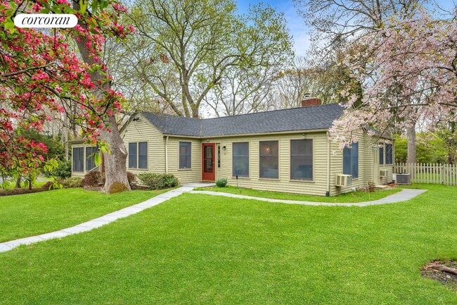 Photo - 60 Aspatuck Rd