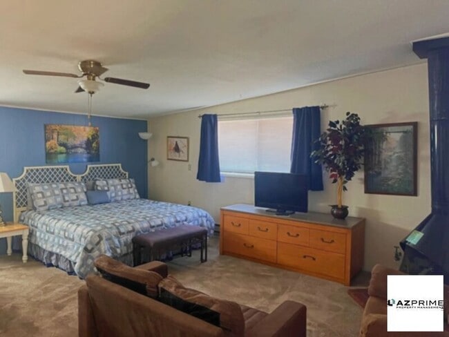 Photo - 376 Cedar St