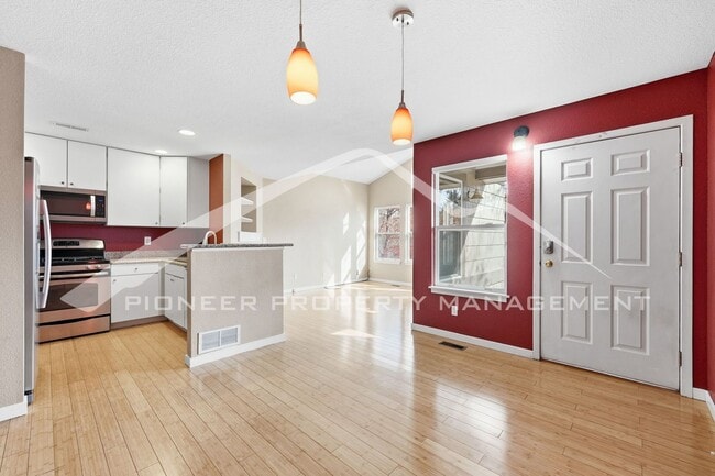 Photo - Spacious Townhouse with Central AC and Was...