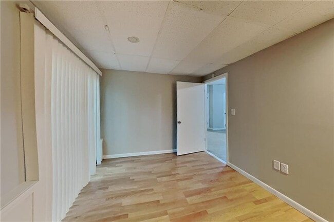 Photo - 4094 Maxanne Dr NW