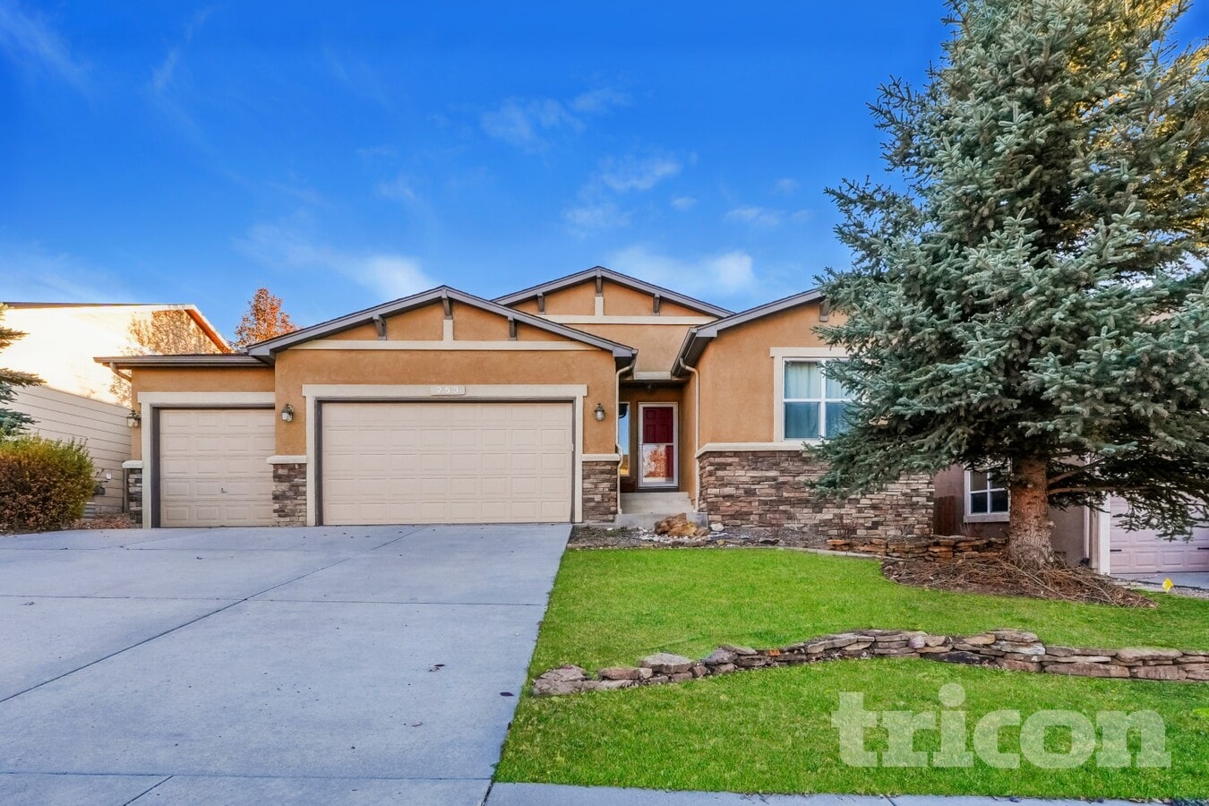 Photo - 253 All Sky Dr