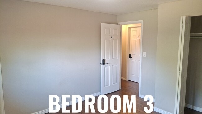 Photo - 480 Troy St Unit 3