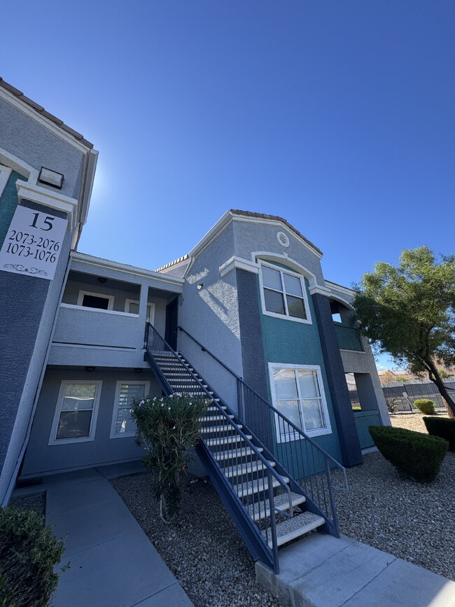 Building Photo - 2 Bed, 2 Bath Condo Unit 2074