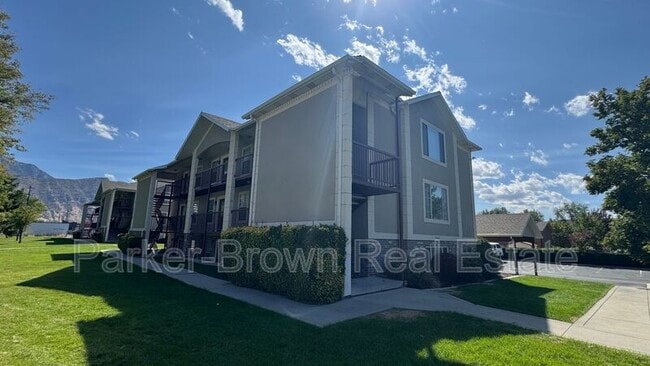 Building Photo - 1060 S Orem Blvd Unit #18 Rental