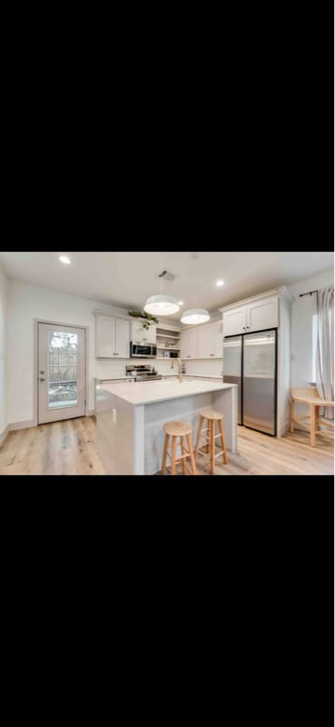 Photo - 2719 Foreman St