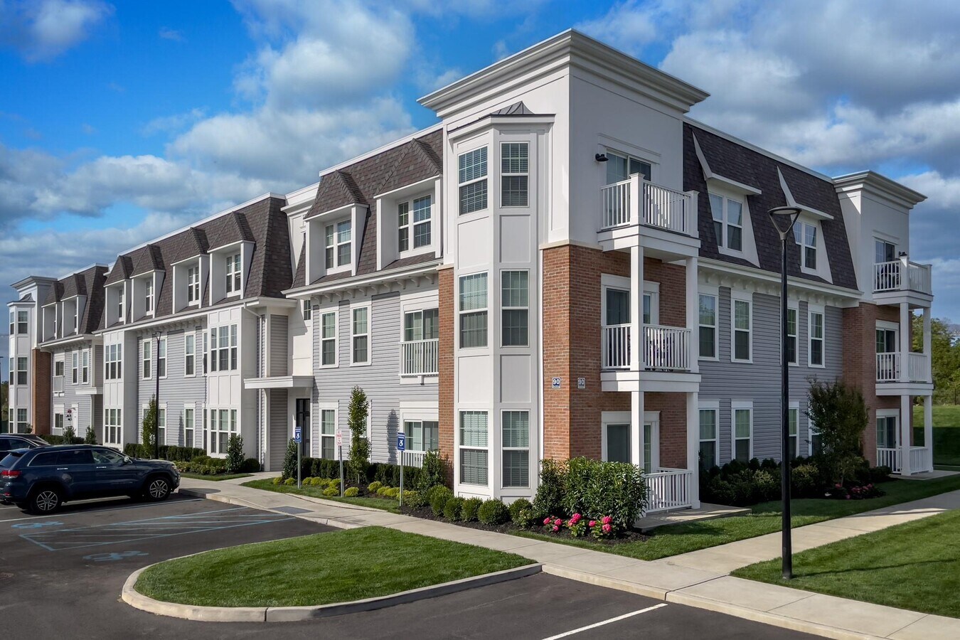 Photo - 75 Circle Dr Apartment Unit 82-104