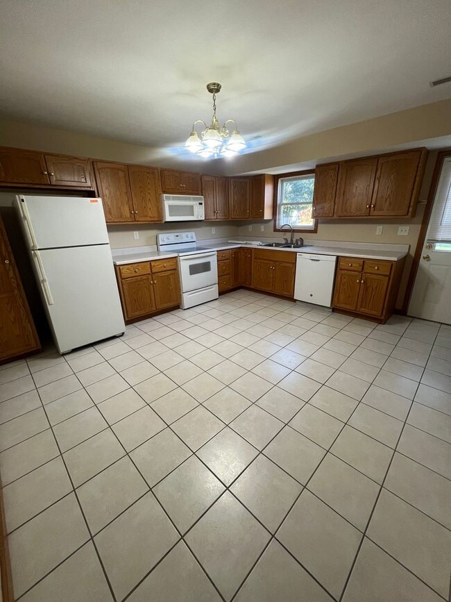 Photo - Move in ready 2 bedroom 1.5 bath Chatham Townhouse