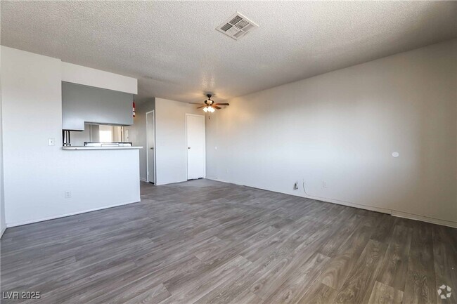 Building Photo - 419 N 15th St Rental