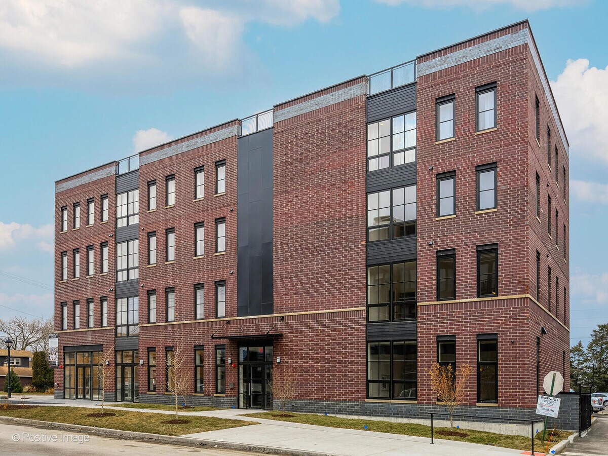 Photo - 2801 N Thatcher Ave Unidad 405 Rental