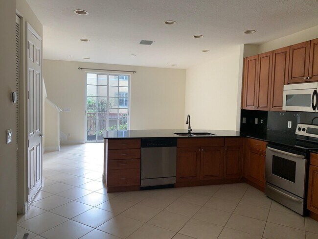 Photo - 141 Morning Dew Cir