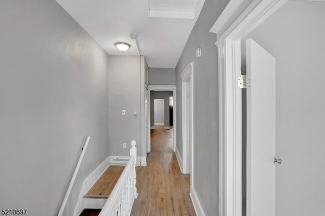 Photo - 30 Linden Ave Unit 2