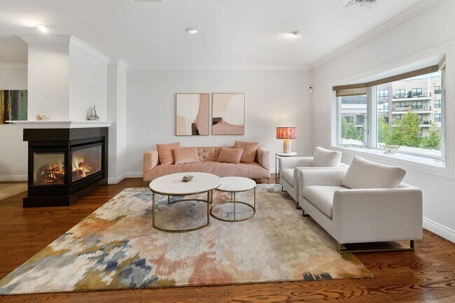 32 Jacob's Landing Way
