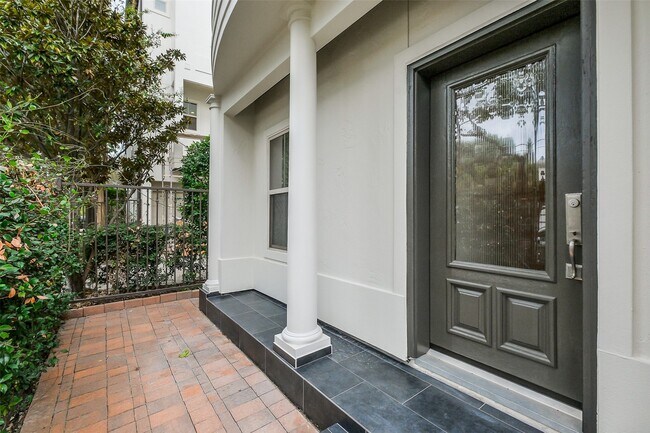 Photo - 2301 Park St