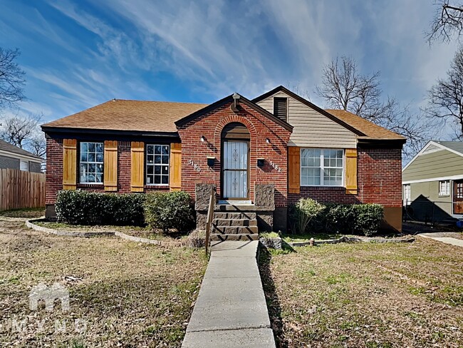 Photo - 3180 Crump Ave Townhome