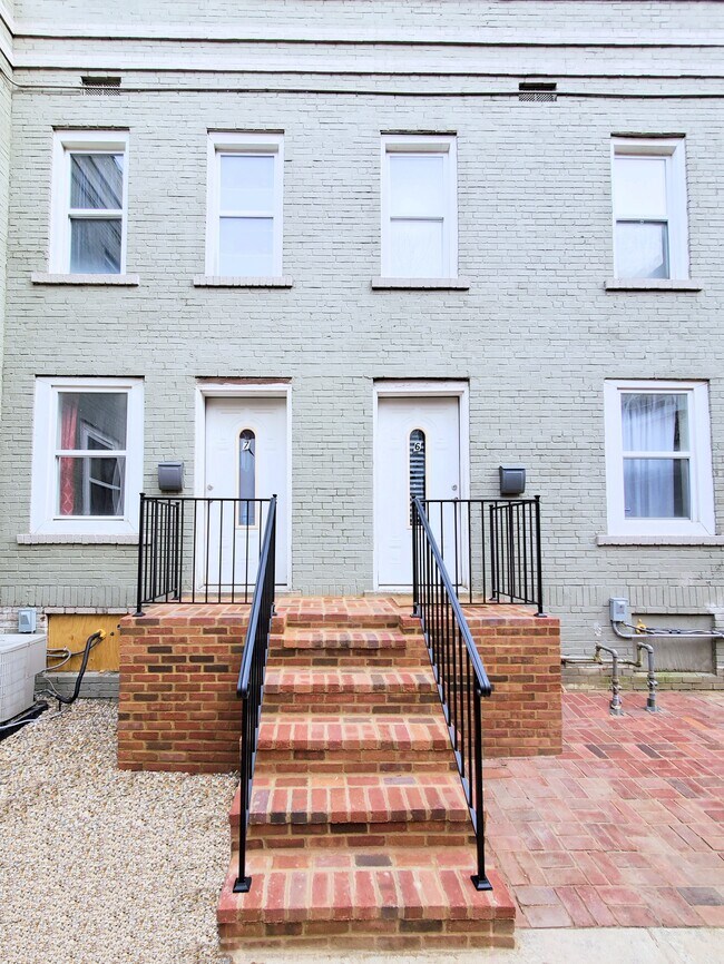 Front Exterior - 90 E 8th Ave