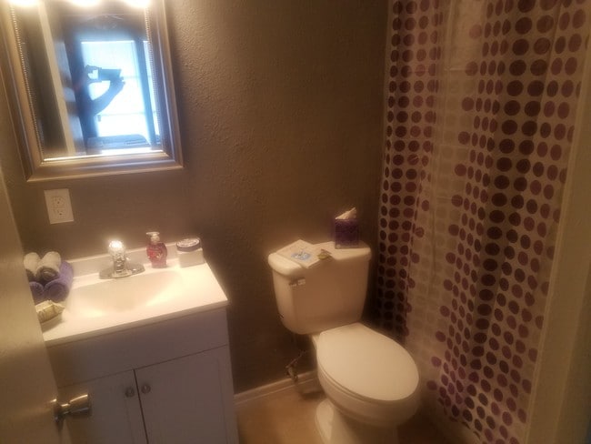 Photo - Summer Rose Place