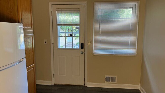 Photo - 3935 Oregon Ave N