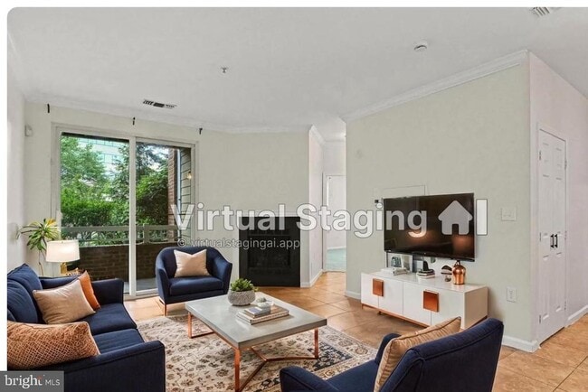 Photo - 12901 Alton Square Unidad 102