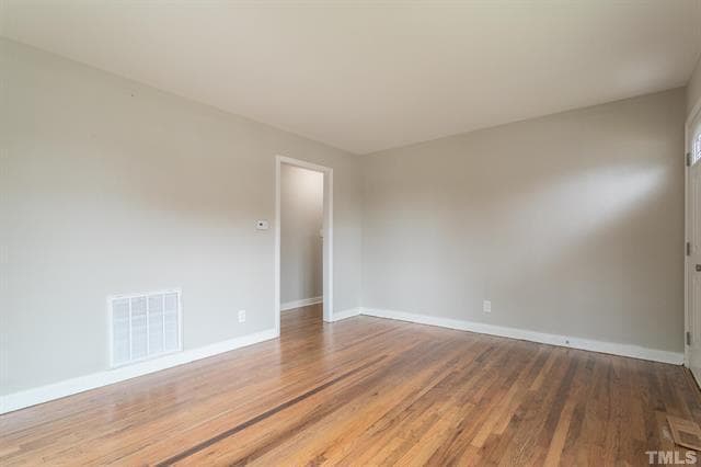 Photo - 520 Cecil St